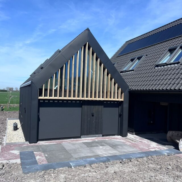 Oplevering Buren
